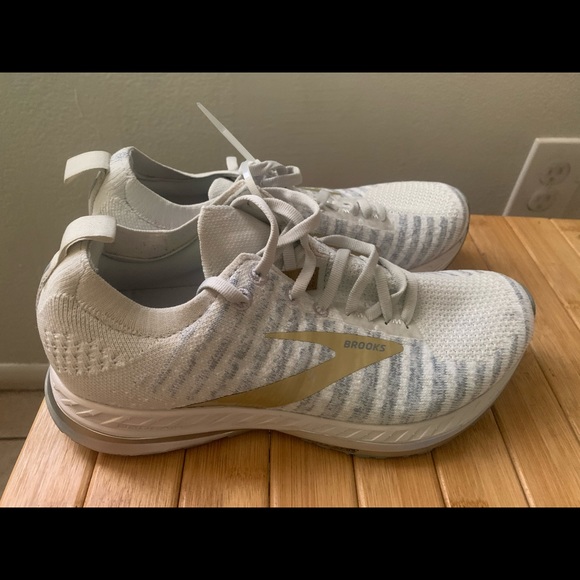 brooks bedlam 2 women's shoes Looking 